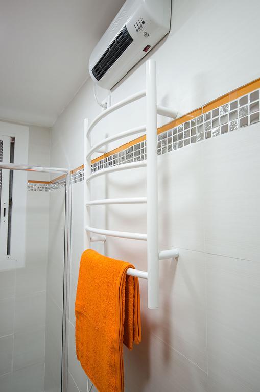 Oscar Apartments Estacion Sitges Kültér fotó