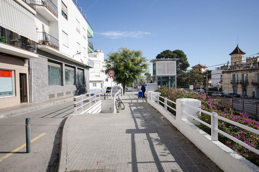 Oscar Apartments Estacion Sitges Kültér fotó